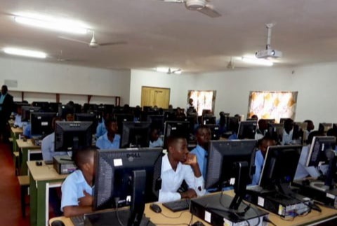 computer-hall-secondary-school-IT-consultants-cadright